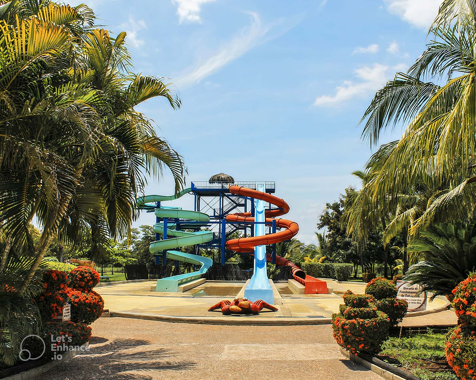 Toboganes parque acuático Guatemala